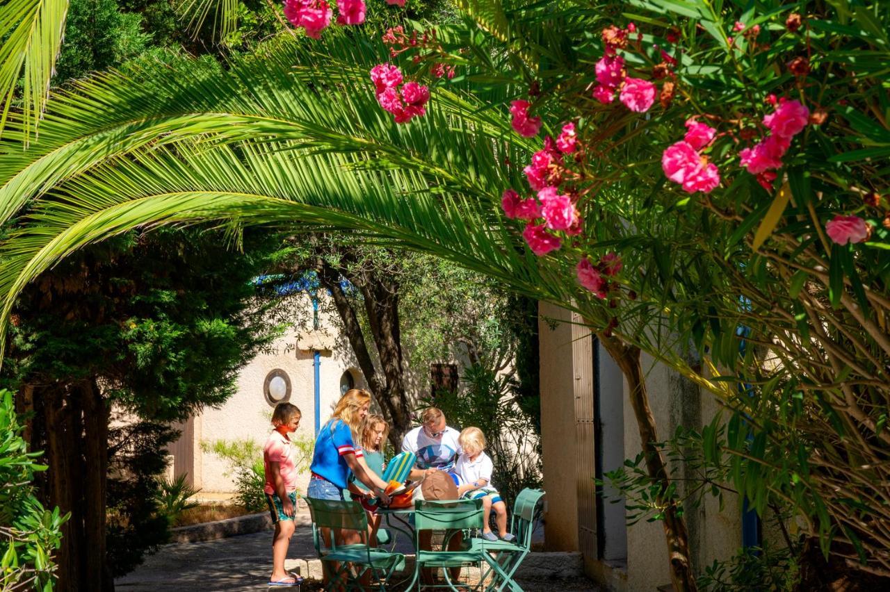 Residence Goelia Les Jardins D'Azur Saint-Raphaël Екстериор снимка