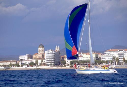 Residence Goelia Les Jardins D'Azur Saint-Raphaël Екстериор снимка